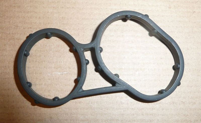 Uszczelka chłodnicy oleju Renault 2.2 2.5 Dci