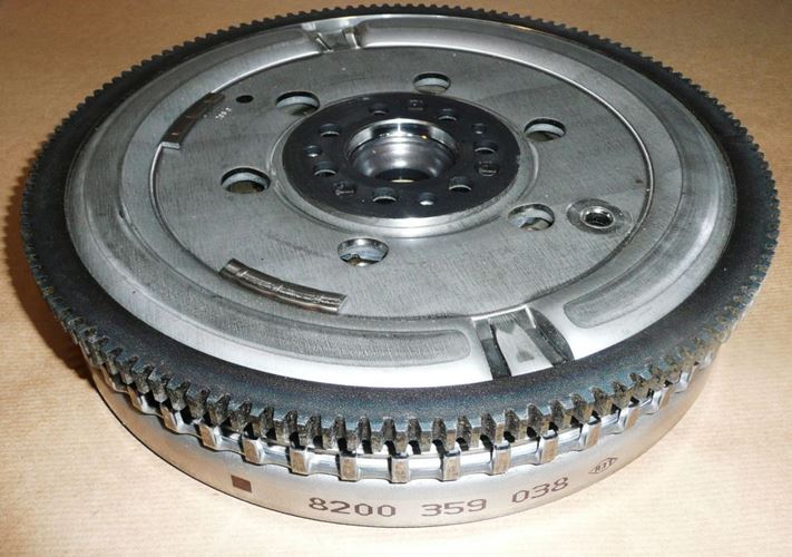 Koło dwumasowe Renault Scenic II 2.0 16V