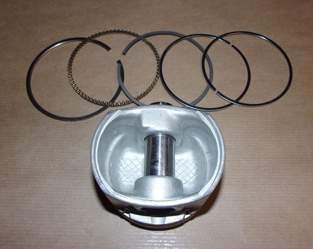 Tłok Renault Clio IV 1.2 16V D4F