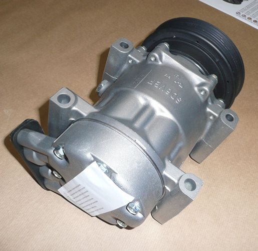 Kompresor sprężarka klimatyzacji Renault Clio II III