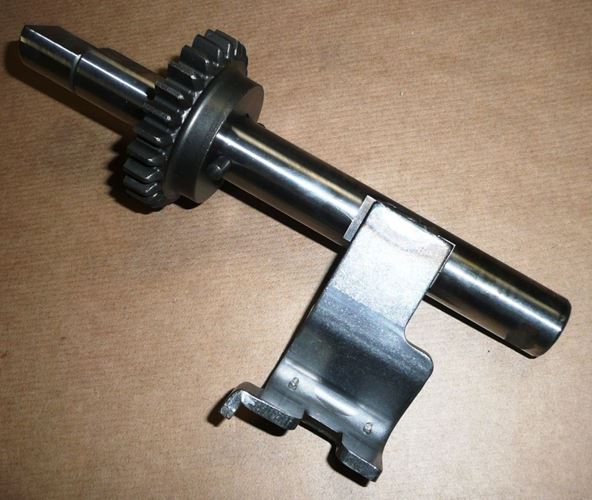 Wałek skrzyni biegów Renault Kangoo Laguna JC