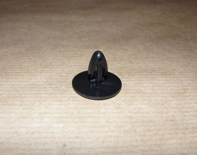 Spinka wygłuszenia maski Renault