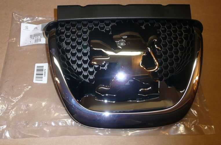Emblemat Peugeot 308 grill