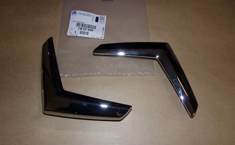 Emblemat Citroen C3 Picasso