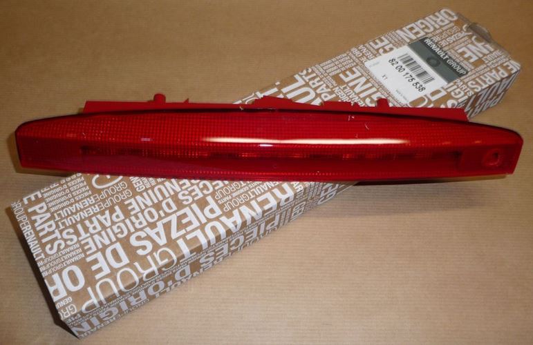 Lampa stopu Renault Megane II kombi 03-08
