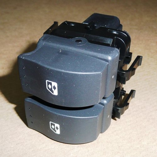 Przycisk podnoszenia i opuszczania szyb Renault Trafic II