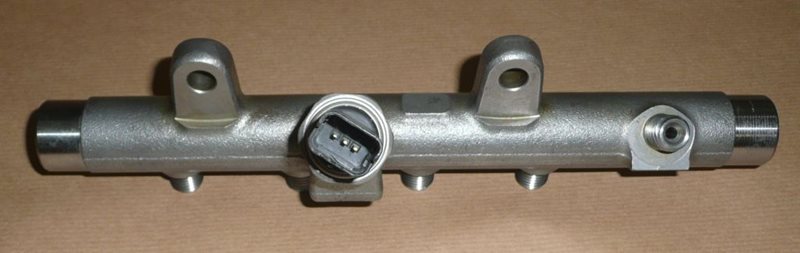 Rampa wtrysku Renault Megane III 1.5 Dci