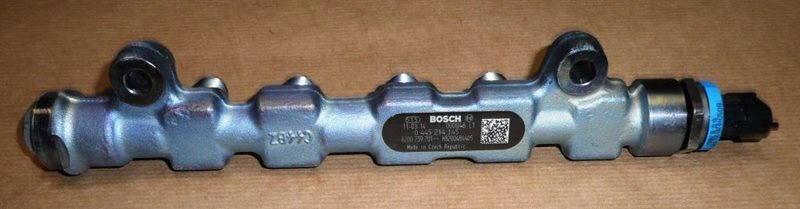 Rampa wtrysku Renault Master II 2.5 Dci