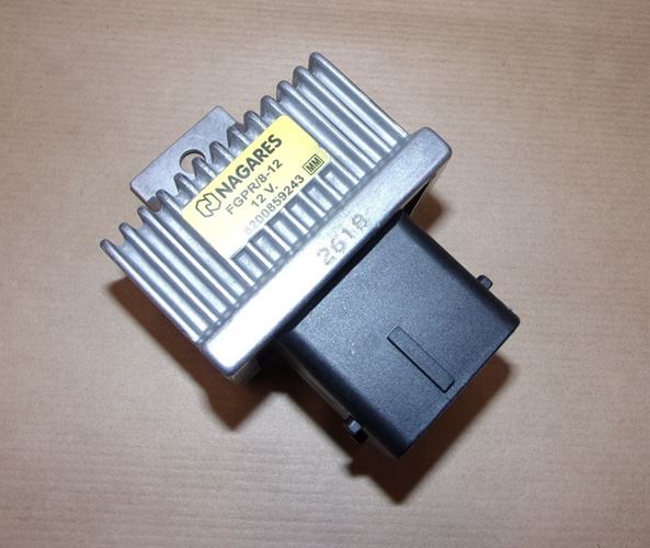 Przekaźnik świec żarowych Renault Laguna III