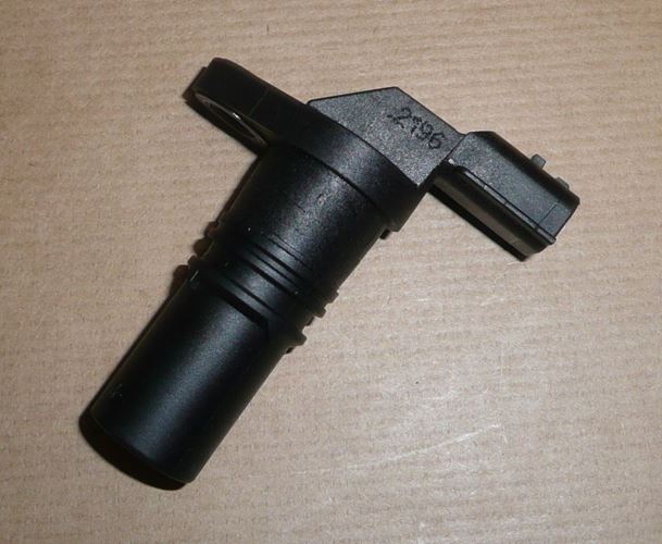 Czujnik położenia wału korbowego Renault Clio III Fluence