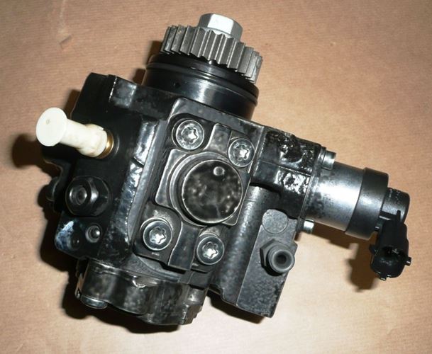 Pompa wtryskowa Renault Laguna III 2.0 Dci