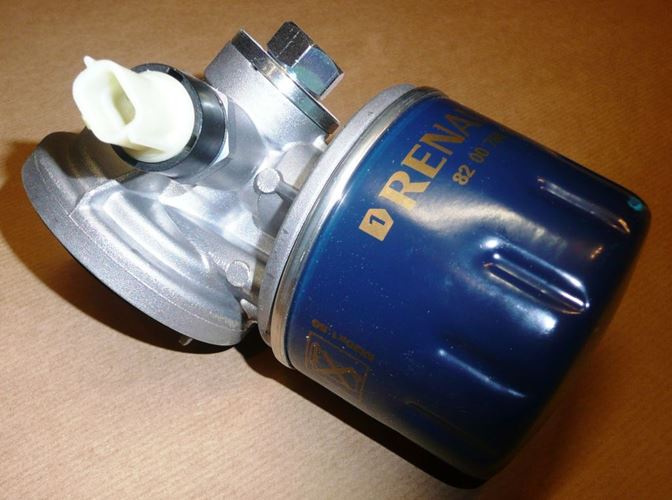 Wspornik filtra oleju Renault Clio III 1.5 Dci
