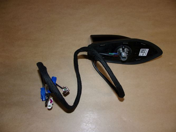 Antena GPS płetwa Renault Clio IV, Captur