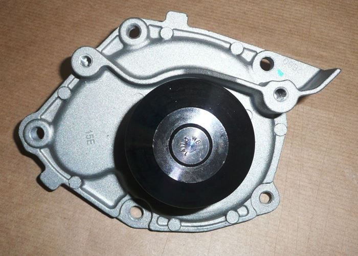 Pompa wody Renault Laguna II Trafic II Clio 3
