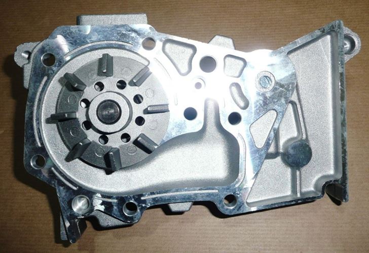 Pompa wody Renault Clio III Laguna II III