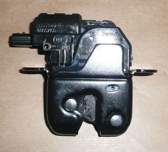 Zamek bagażnika Renault Captur