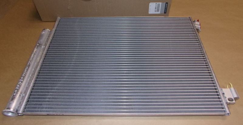 Skraplacz klimatyzacji Renault Clio IV Captur