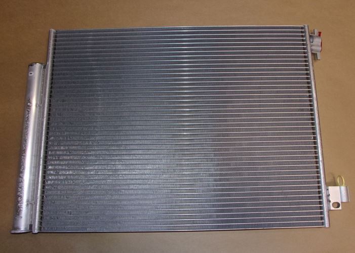 Skraplacz klimatyzacji Renault Clio IV Captur