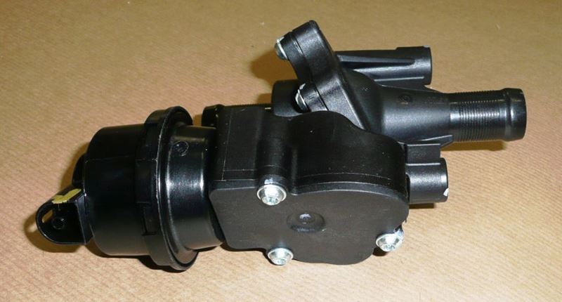 Pompa obiegu wody Renault Master III 2.3 Dci