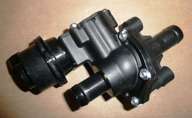 Pompa obiegu wody Renault Master III 2.3 Dci