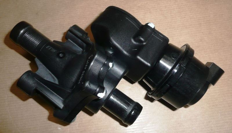 Pompa obiegu wody Renault Master III 2.3 Dci