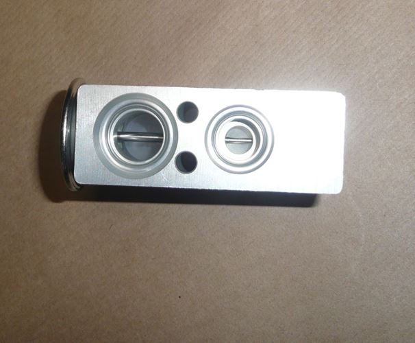 Zawór rozprężny klimatyzacji Renault Espace V Kadjar