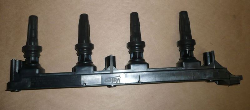 Cewka zapłonowa Citroen C4 C5 Peugeot 307 407 807 2.0 16V