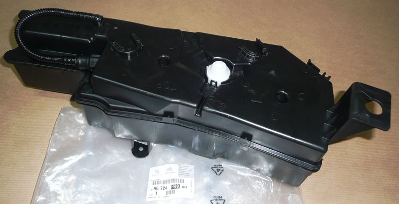 Zbiornik płynu FAP Citroen C4 Peugeot Partner II