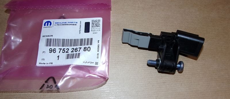 Czujnik położenia wału korbowego Citroen Berlingo 1.2 Vti