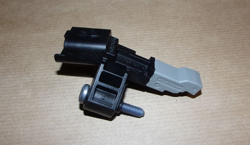 Czujnik położenia wału korbowego Citroen Berlingo 1.2 Vti