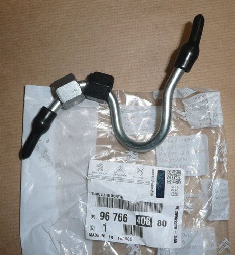 Przewód wtrysku Citroen C4 Peugeot 308 3008 2.0 Hdi