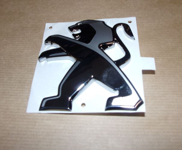 Emblemat Peugeot 301 przód