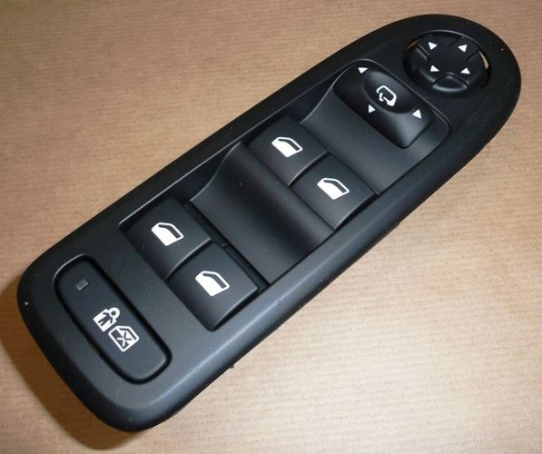 Przycisk podnoszenia i opuszczania szyb Peugeot 508