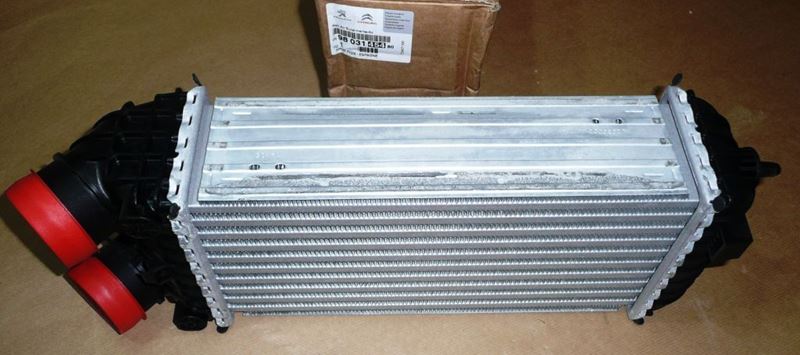 Wymiennik powietrza Citroen DS3 Peugeot 207 Peugeot 208 1.6 THP