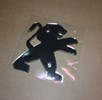 Emblemat Peugeot 2008 I przód