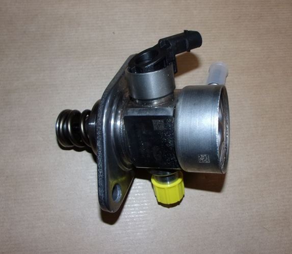 Pompa paliwa Citroen C3 Peugeot 2008 3008 1.2 Thp