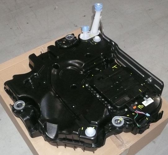 Zbiornik AdBlue Peugeot 3008 Citroen C4 II 1.6 Hdi