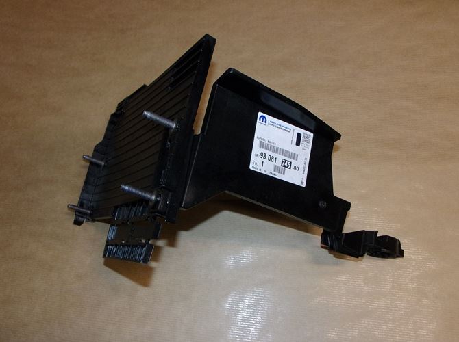 Podstawa komputera Peugeot 308 II