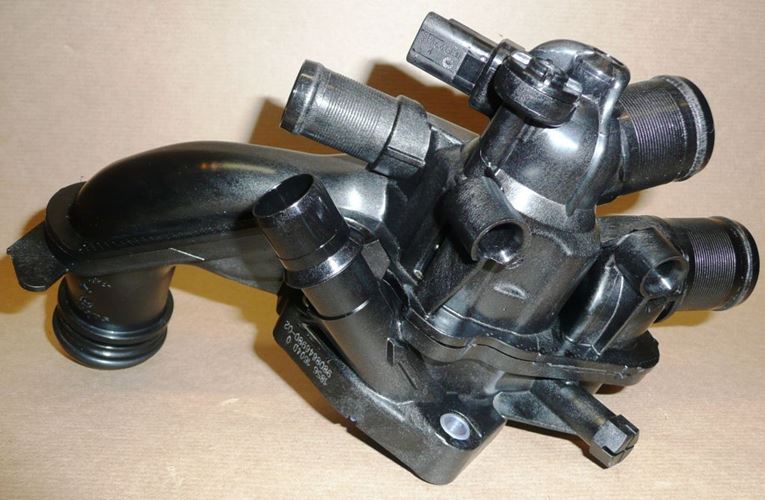 Obudowa termostatu Citroen C3 C4 DS3 Peugeot 207 208