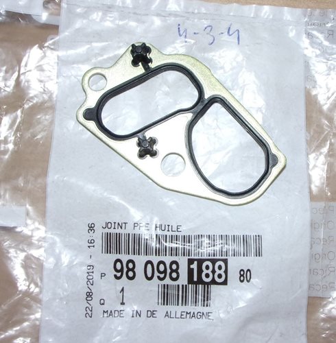 Uszczelka pompy oleju Citroen C4 Picasso II