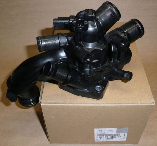 Obudowa termostatu Citroen C4 Peugeot 308 1.6 16V