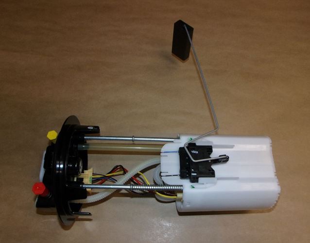 Pompa paliwa kompletna Citroen Berlingo II 1.6 Hdi