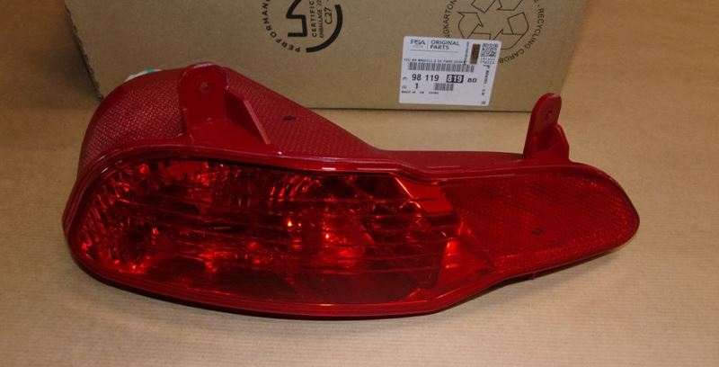 Lampa przeciwmgłowa Peugeot 5008 tył prawa