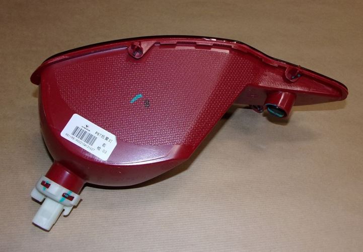 Lampa przeciwmgłowa Peugeot 5008 tył prawa