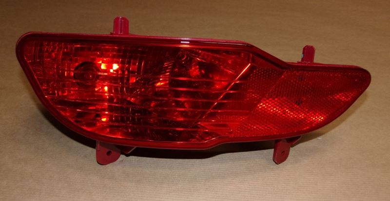 Lampa przeciwmgłowa Peugeot 5008 tył lewa