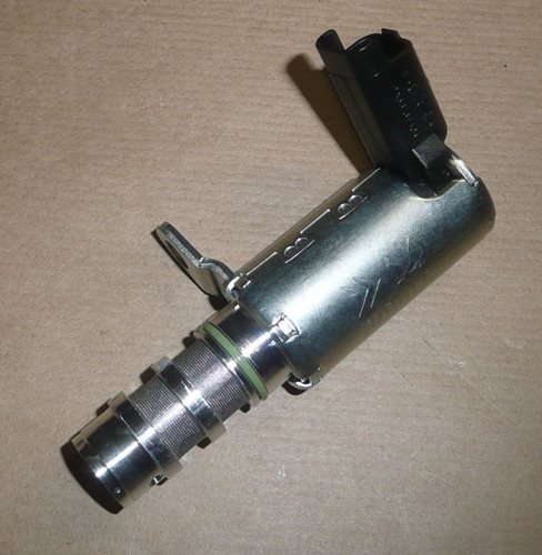 Elektrozawór pompy oleju Citroen C5 X7 Peugeot 308