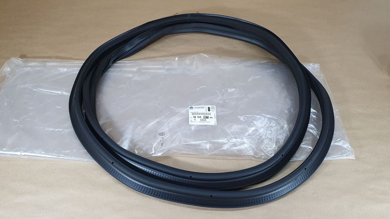 Uszczelka tylnej klapy Citroen C3 III