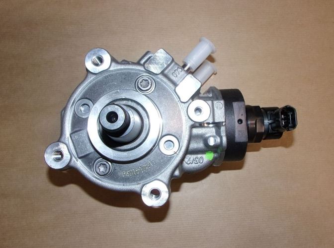 Pompa wtryskowa Peugeot 208 308 1.5 Hdi