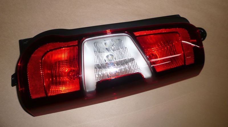 Lampa tylna zespolona Citroen Berlingo III prawa