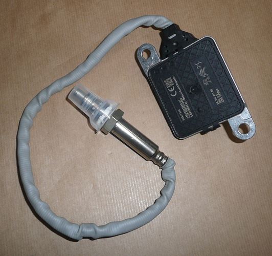 Sonda czujnik tlenku azotu NOx Citroen C5 X7 Peugeot 3008 5008 1.6 HDi